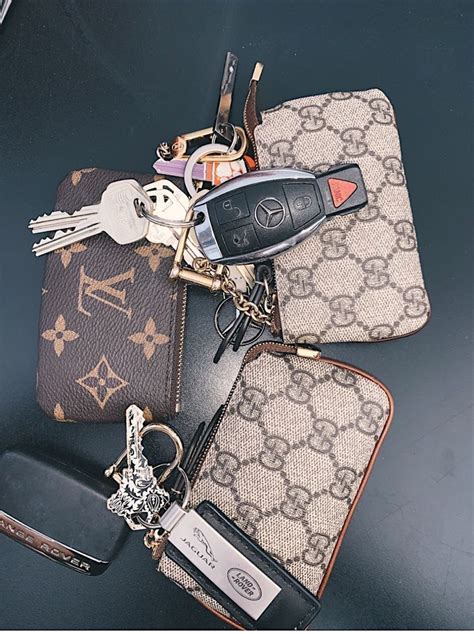 fake louis vuitton keychain wallet|authentic Louis Vuitton keychain.